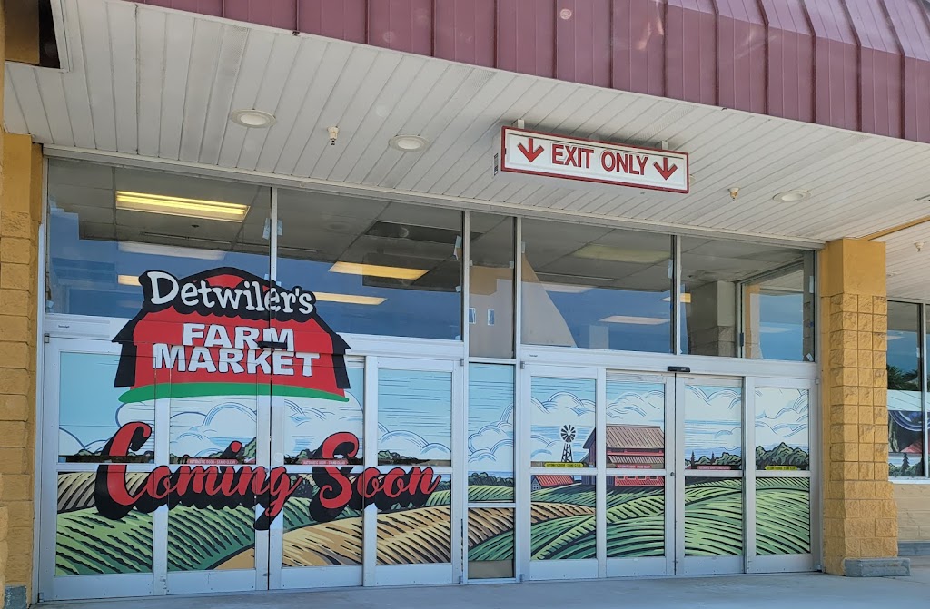 Detwilers Marketplace | 53rd Ave W, Bradenton, FL 34210, USA | Phone: (941) 242-1580