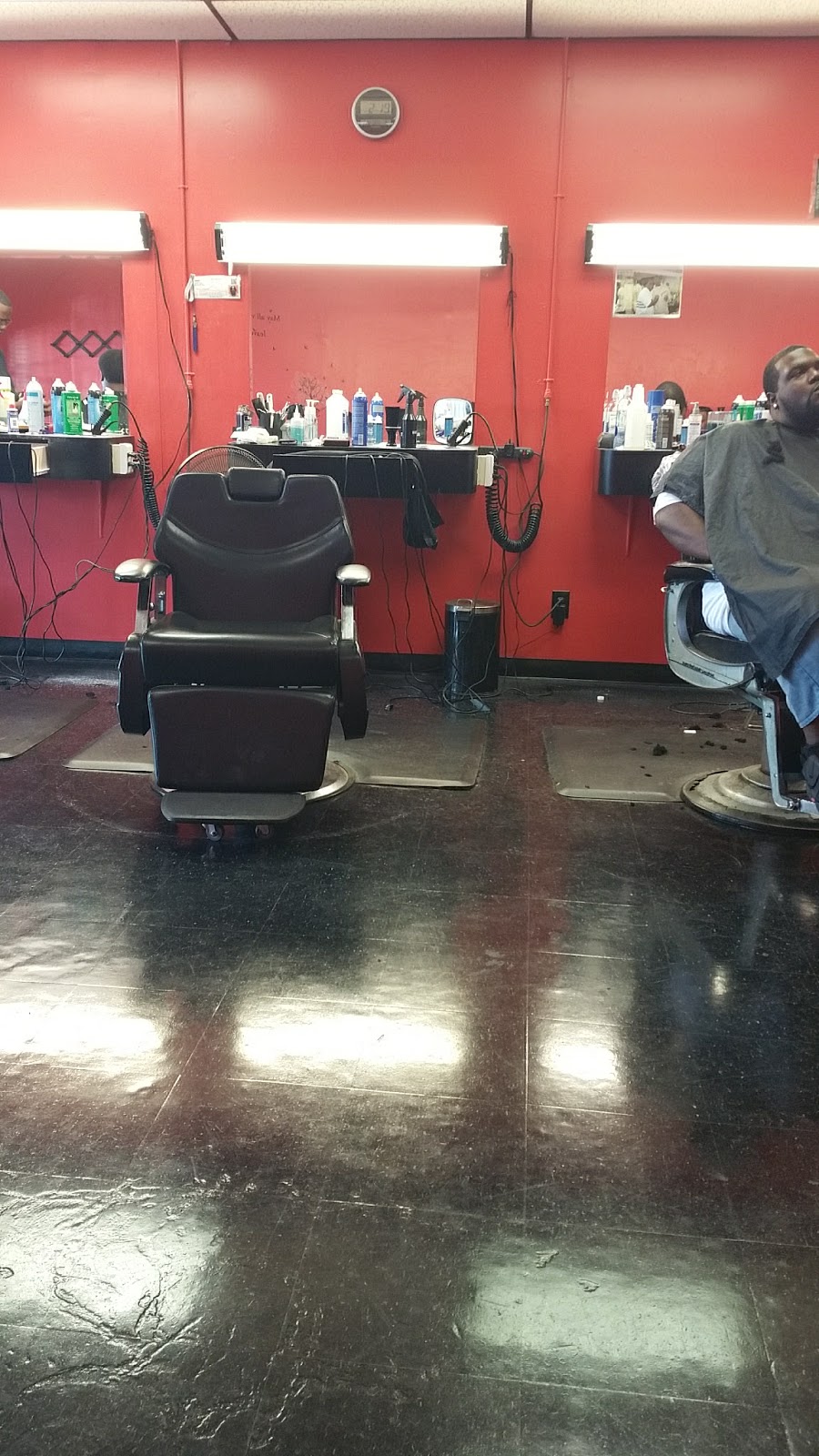 Big Boys Barber Shop | 7613 N 56th St, Tampa, FL 33617, USA | Phone: (813) 987-9291