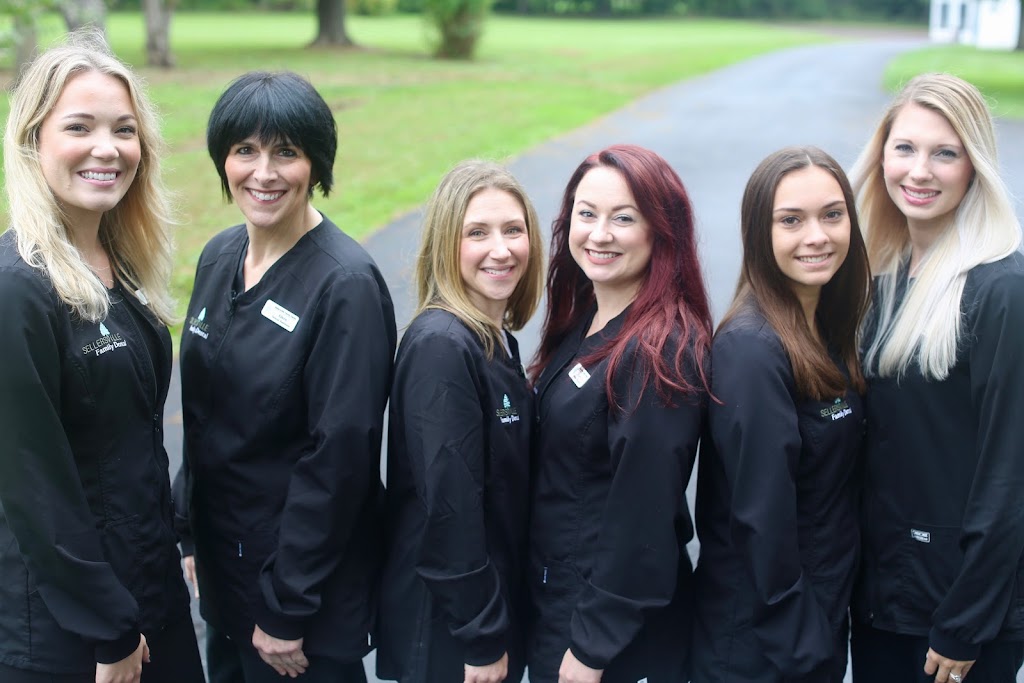 Sellersville Family Dental | 920 Lawn Ave Suite #8, Sellersville, PA 18960, USA | Phone: (215) 258-1090