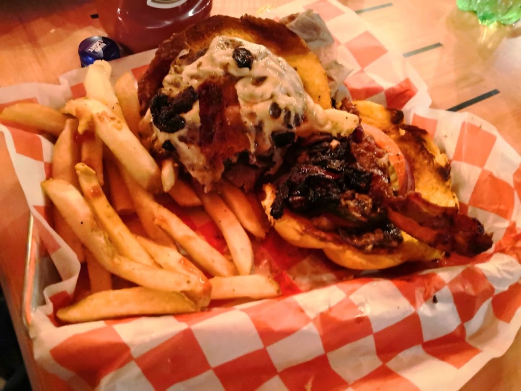 Joes Burger Bar | 7 Boardwalk, Kemah, TX 77565, USA | Phone: (281) 334-9049