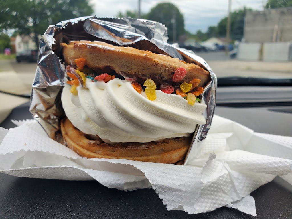 The Custard Hut | 25947 W Warren St, Dearborn Heights, MI 48127, USA | Phone: (313) 278-5577