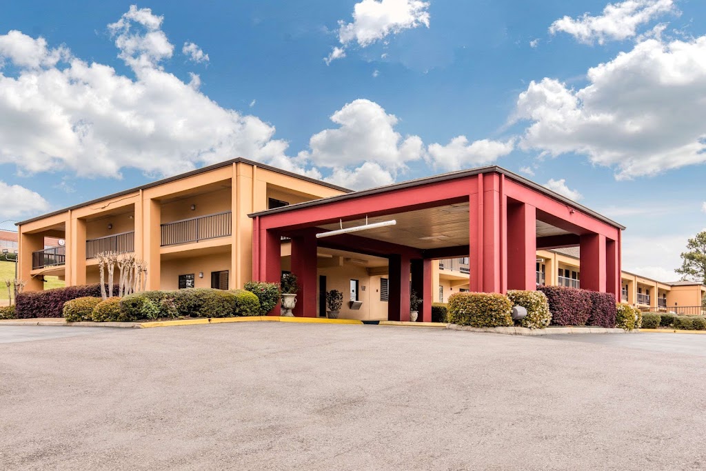 Quality Inn Pelham I-65 Exit 246 | 110 Cahaba Valley Pkwy, Pelham, AL 35124, USA | Phone: (205) 413-4889