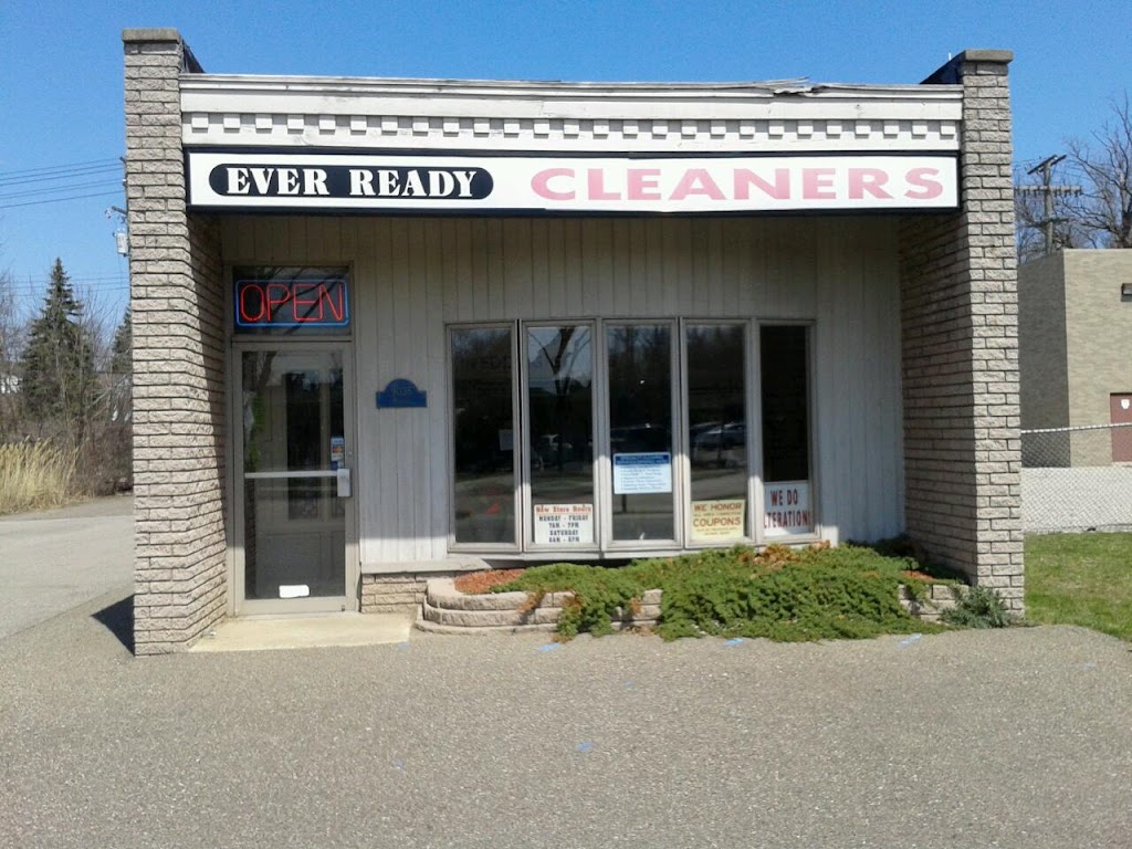 Ever-Ready Cleaners & Shirt | 9036 Macomb St, Grosse Ile Township, MI 48138, USA | Phone: (734) 676-2115