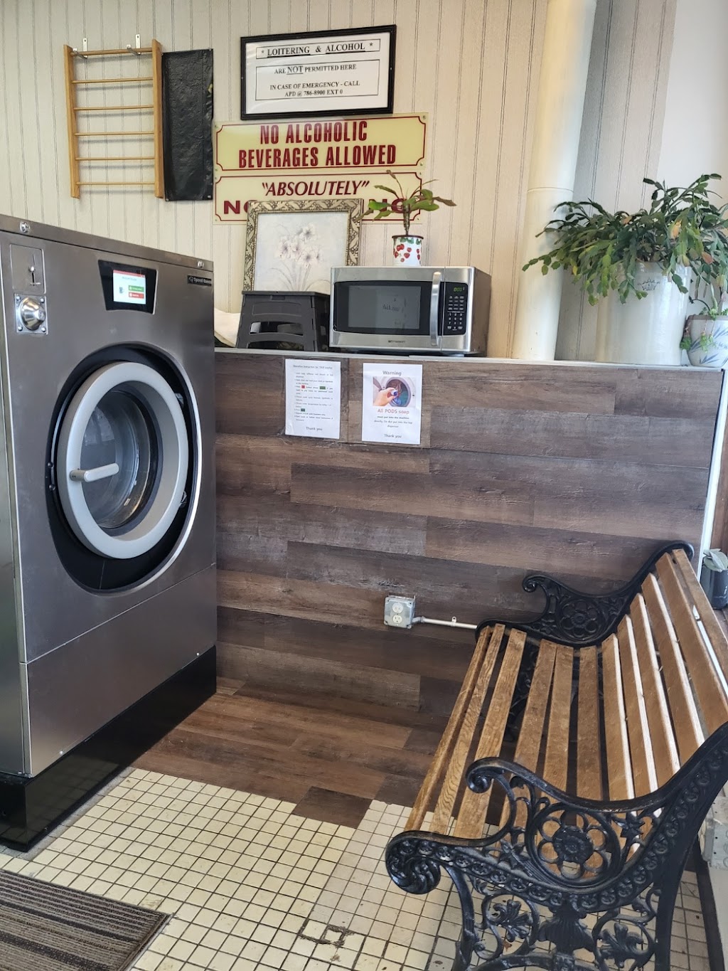 Coin-op Laundromat | 2101 Abbott Rd, Anchorage, AK 99507, USA | Phone: (907) 229-7536