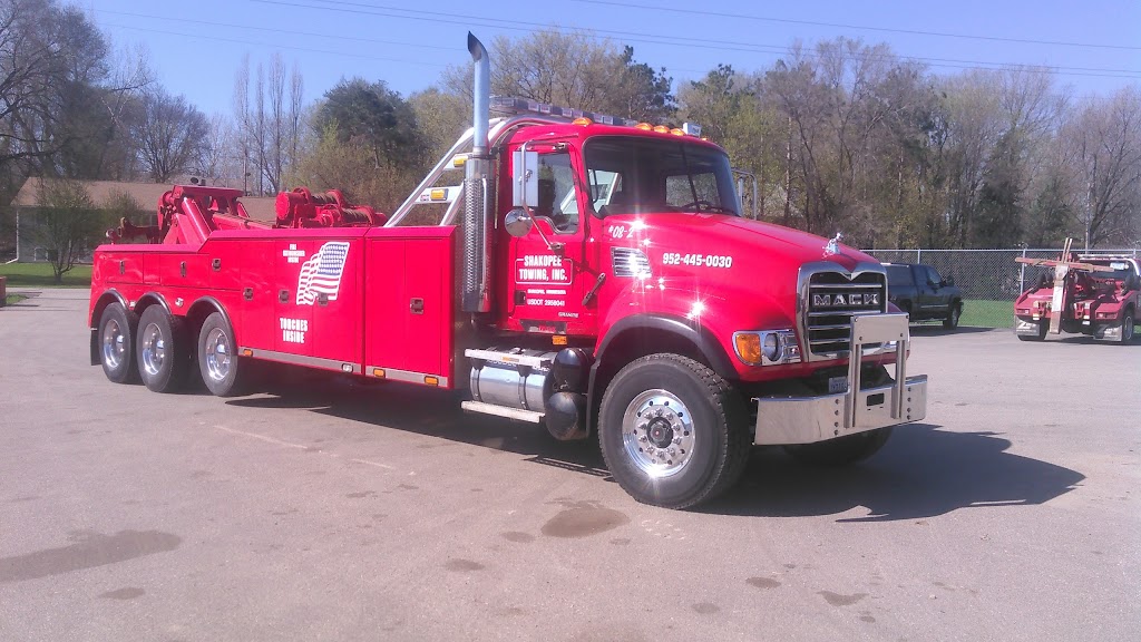 Shakopee Towing and Trucking | 1803 Eagle Creek Blvd, Shakopee, MN 55379, USA | Phone: (952) 445-0030