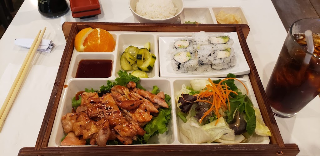 Maizuru Sushi Bar & Japanese Restaurant | 5623 Alton Pkwy, Irvine, CA 92618 | Phone: (949) 551-6802