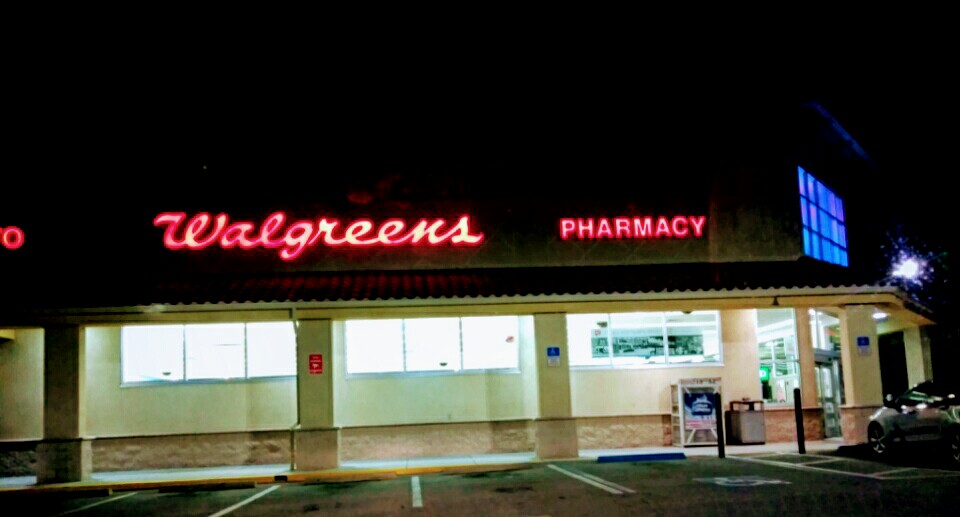 Walgreens | 3077 54th Ave S, St. Petersburg, FL 33712, USA | Phone: (727) 362-1505