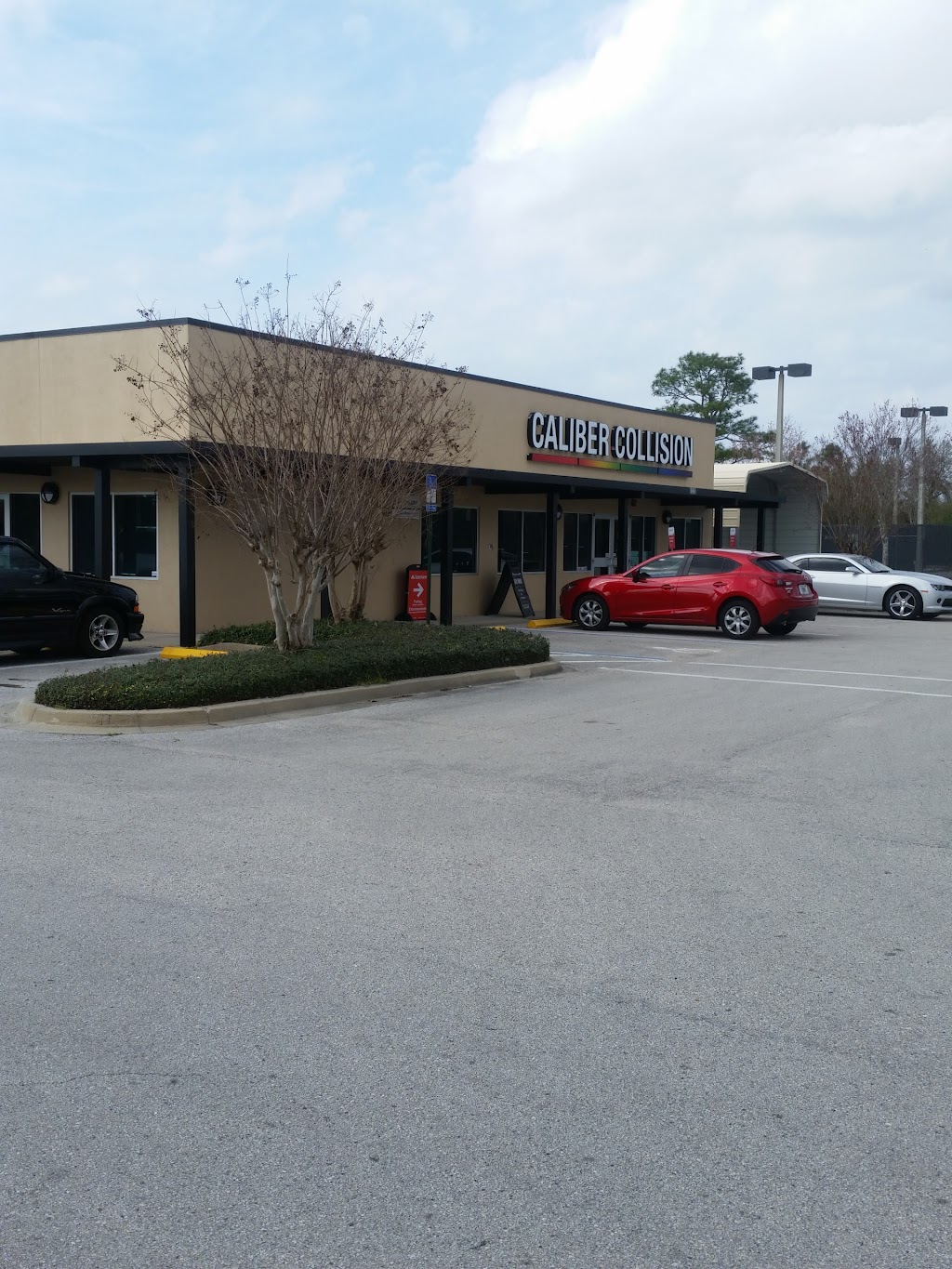 Caliber Collision | 8320 Dames Point Crossing Blvd, Jacksonville, FL 32277, USA | Phone: (904) 743-3449