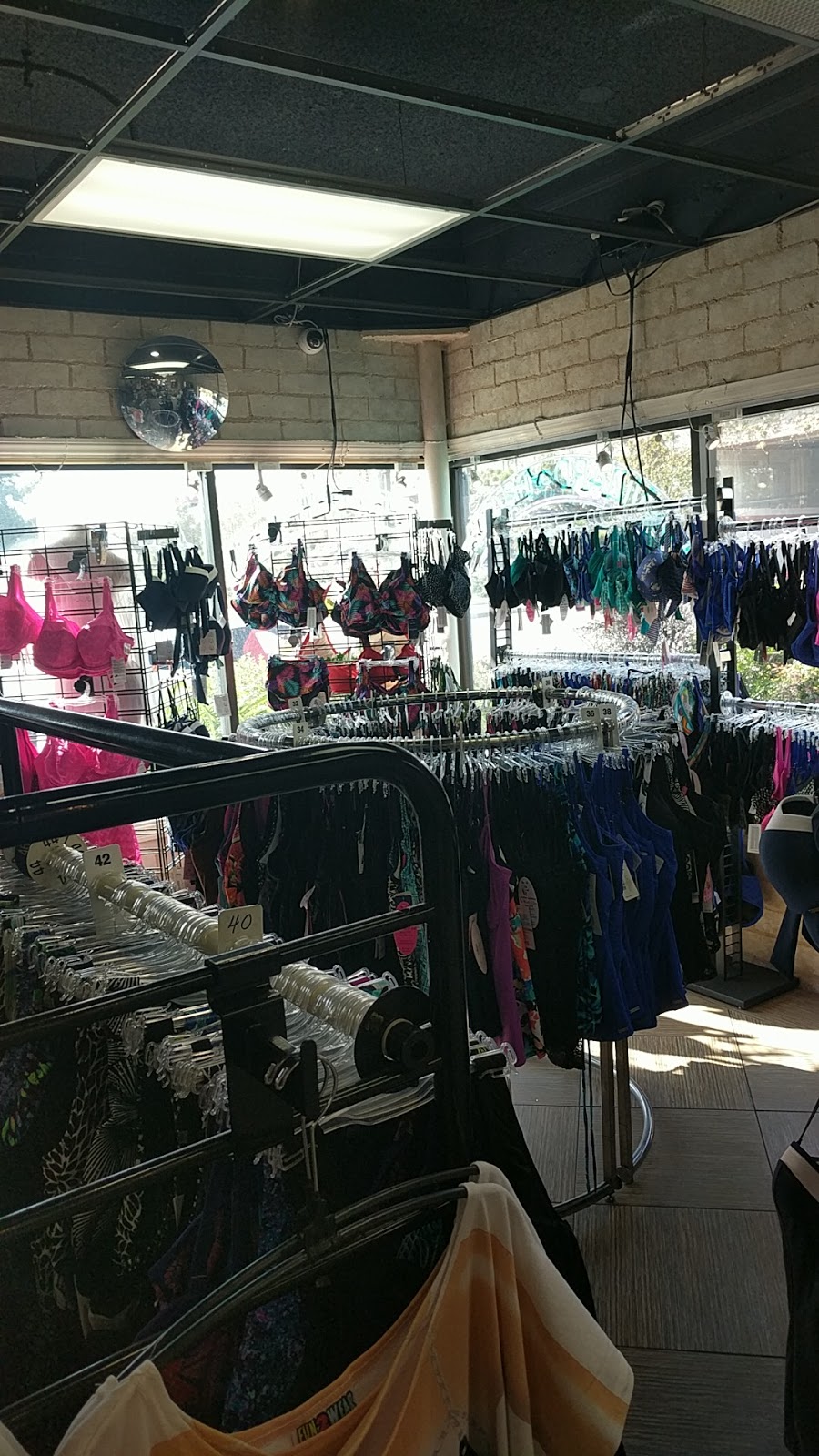 Creative Woman: The Wizard of Bras | 1530 S Myrtle Ave, Monrovia, CA 91016, USA | Phone: (626) 358-6216
