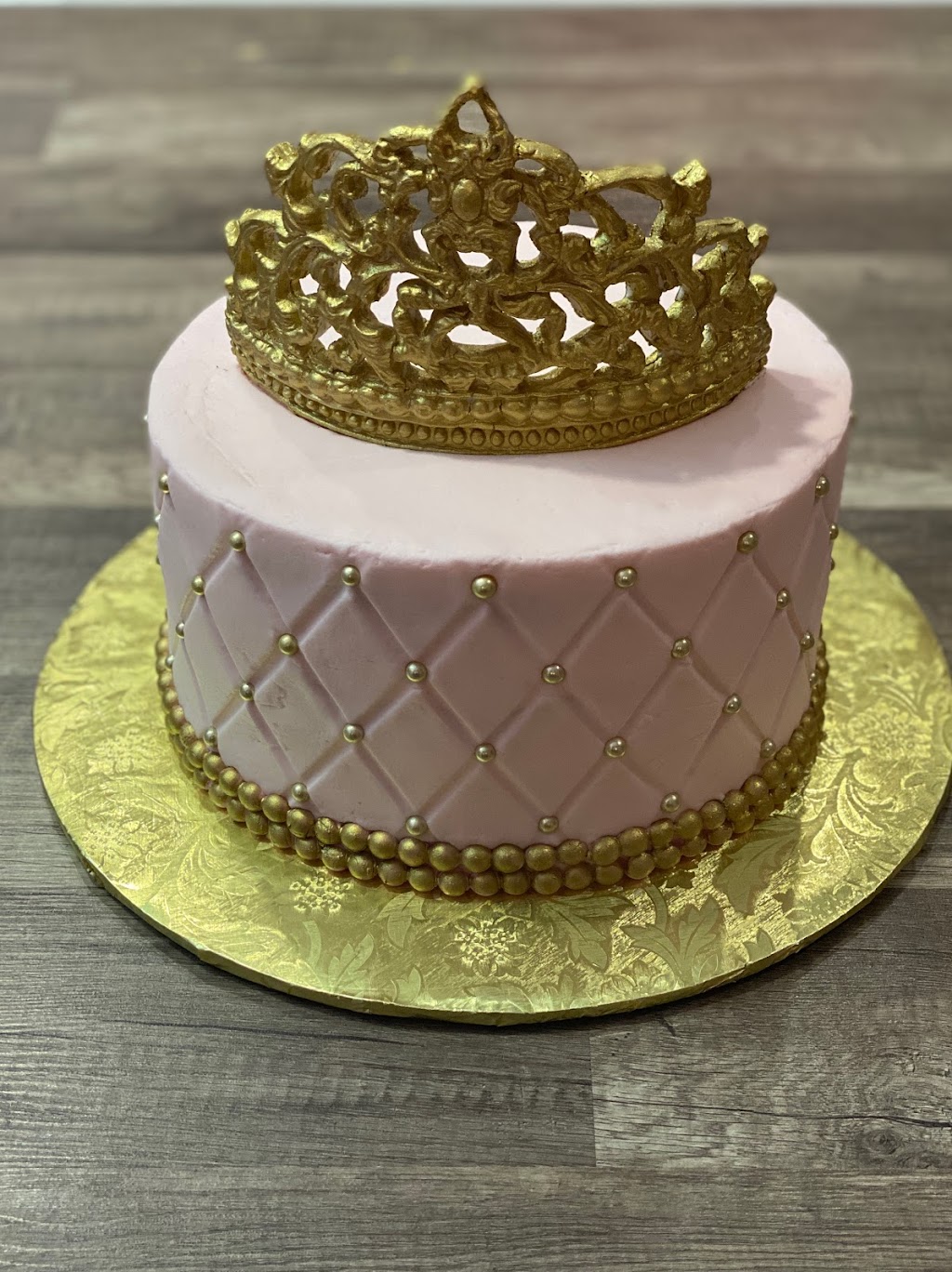 Kiss My Cakes | 1100 Sam Bass Rd #102, Round Rock, TX 78681, USA | Phone: (512) 550-6084