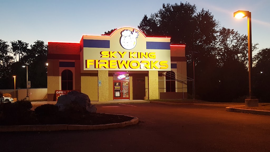 Sky King Fireworks | 3 S Pennsylvania Ave, Morrisville, PA 19067, USA | Phone: (215) 736-9040