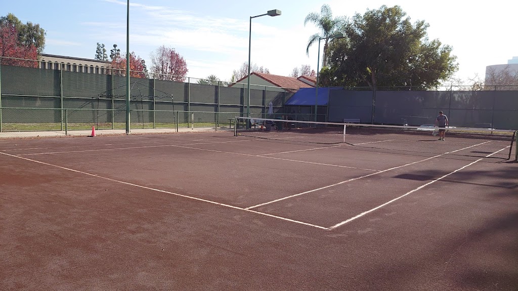 Matchpoint Tennis Academy at Cabrillo | 800 Cabrillo Park Dr, Santa Ana, CA 92701, USA | Phone: (714) 541-0503