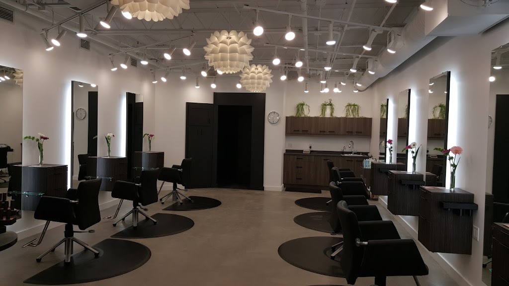 Sanctuary Salonspa Tonka Bay | 5647 Manitou Rd, Minnetrista, MN 55331, USA | Phone: (952) 474-4412