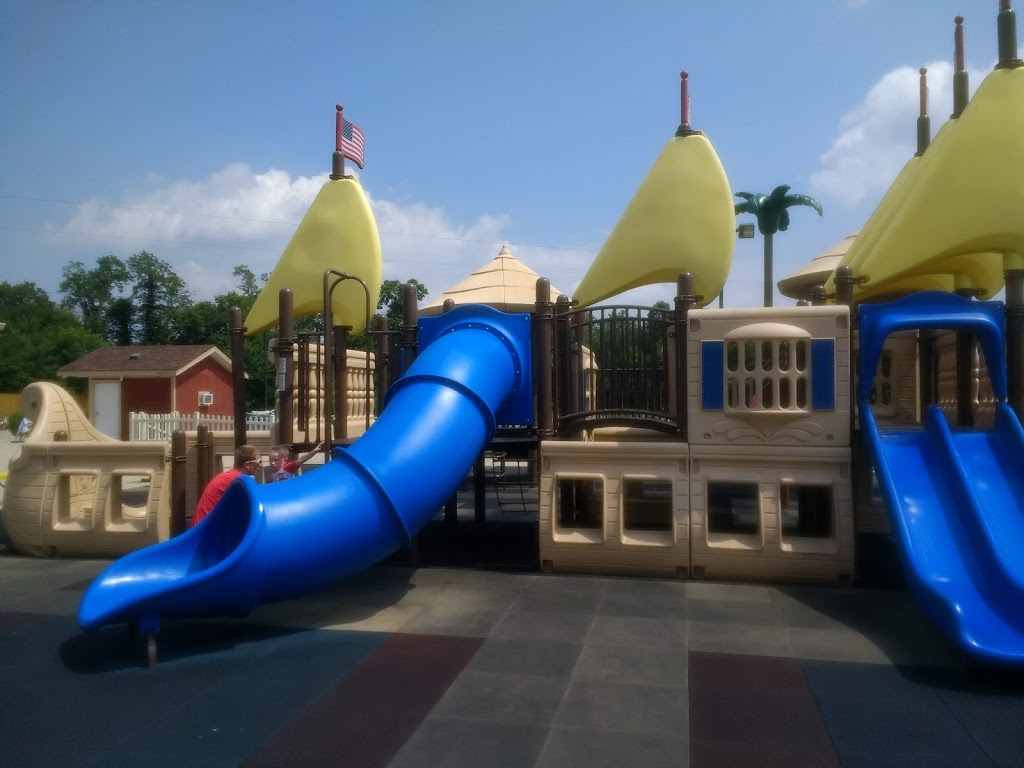 Charlestown Family Activities Park | 1000 Park St, Charlestown, IN 47111, USA | Phone: (812) 256-3422