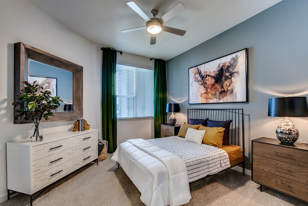 West Mockingbird Apartments | 2223 Hawes Ave, Dallas, TX 75235, USA | Phone: (214) 838-8480