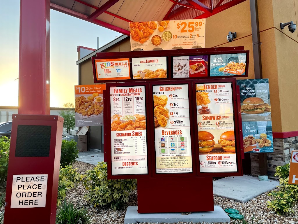 Popeyes Louisiana Kitchen | 3707 US-301, Ellenton, FL 34222, USA | Phone: (941) 840-2843