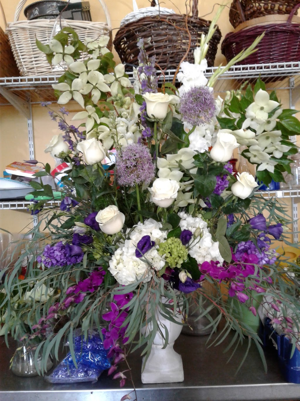 Konstantinas Floral Design Studio | 226 S Main St #2449, Middleton, MA 01949, USA | Phone: (978) 304-1356