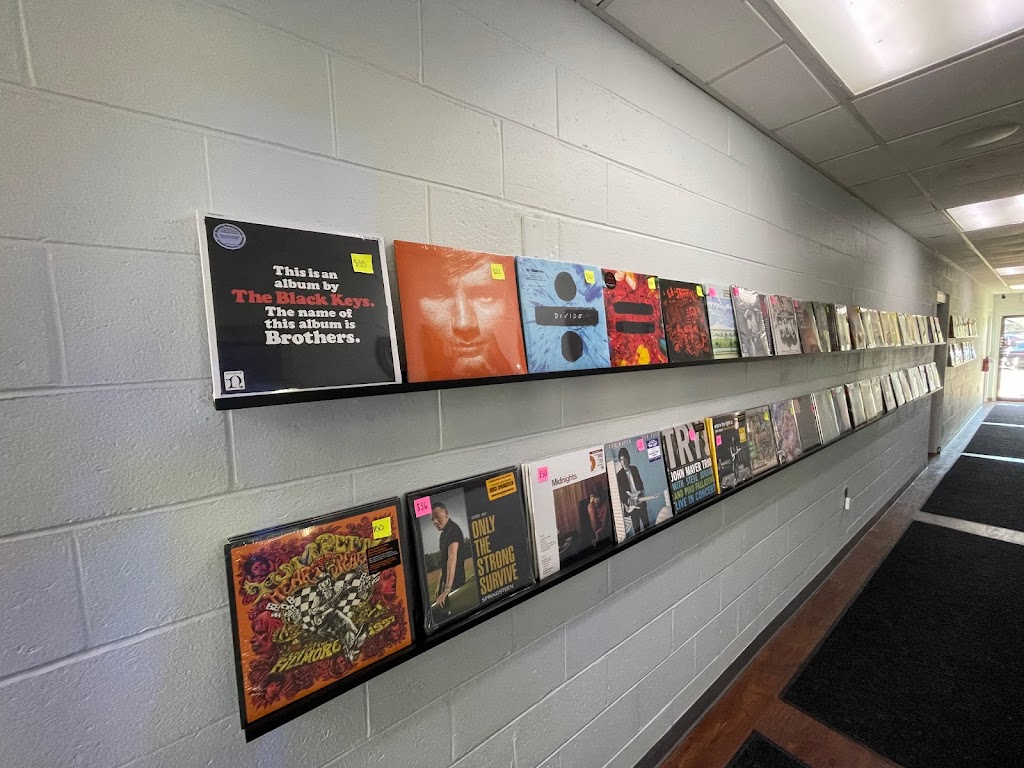 The Record Vault | 81 NJ-31, Pennington, NJ 08534, USA | Phone: (609) 737-8222