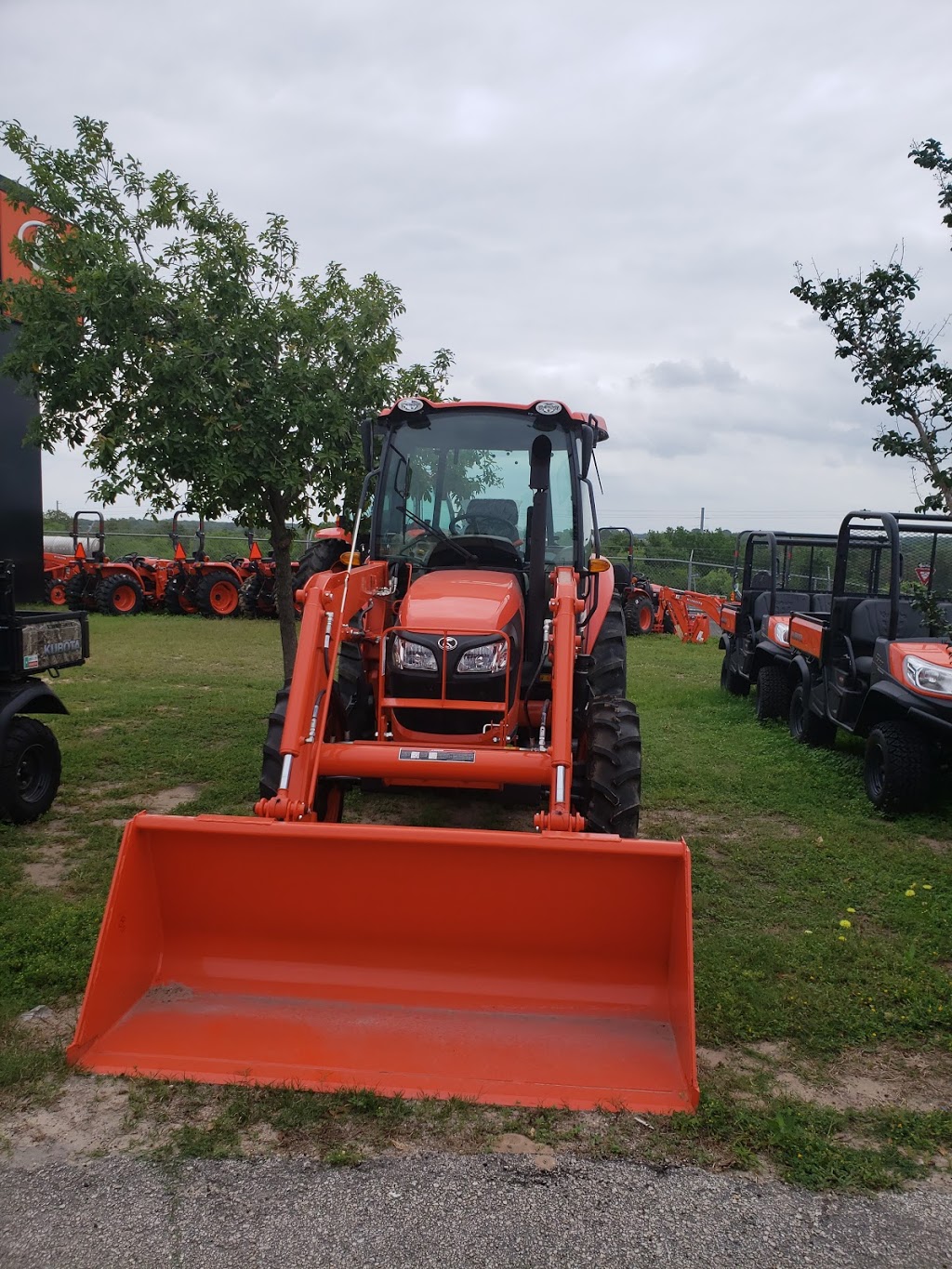 Ewald Kubota | 2600 Bus. Loop, US-181, Floresville, TX 78114, USA | Phone: (830) 216-7279