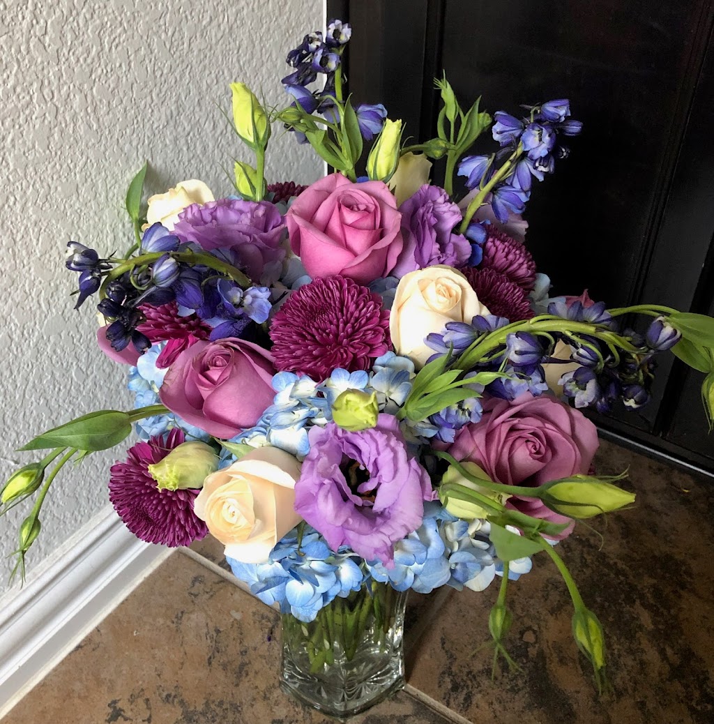 Shebas Flowers | 7609 Chief Spotted Tail Dr, McKinney, TX 75070, USA | Phone: (469) 353-9114