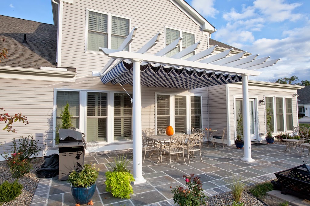 Dutchess Custom Awnings | 1075 NY-82 #7, Hopewell Junction, NY 12533, USA | Phone: (845) 226-3039