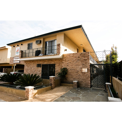 Centurion Apartments | 1240 W 29th St, Los Angeles, CA 90007, USA | Phone: (323) 731-1034