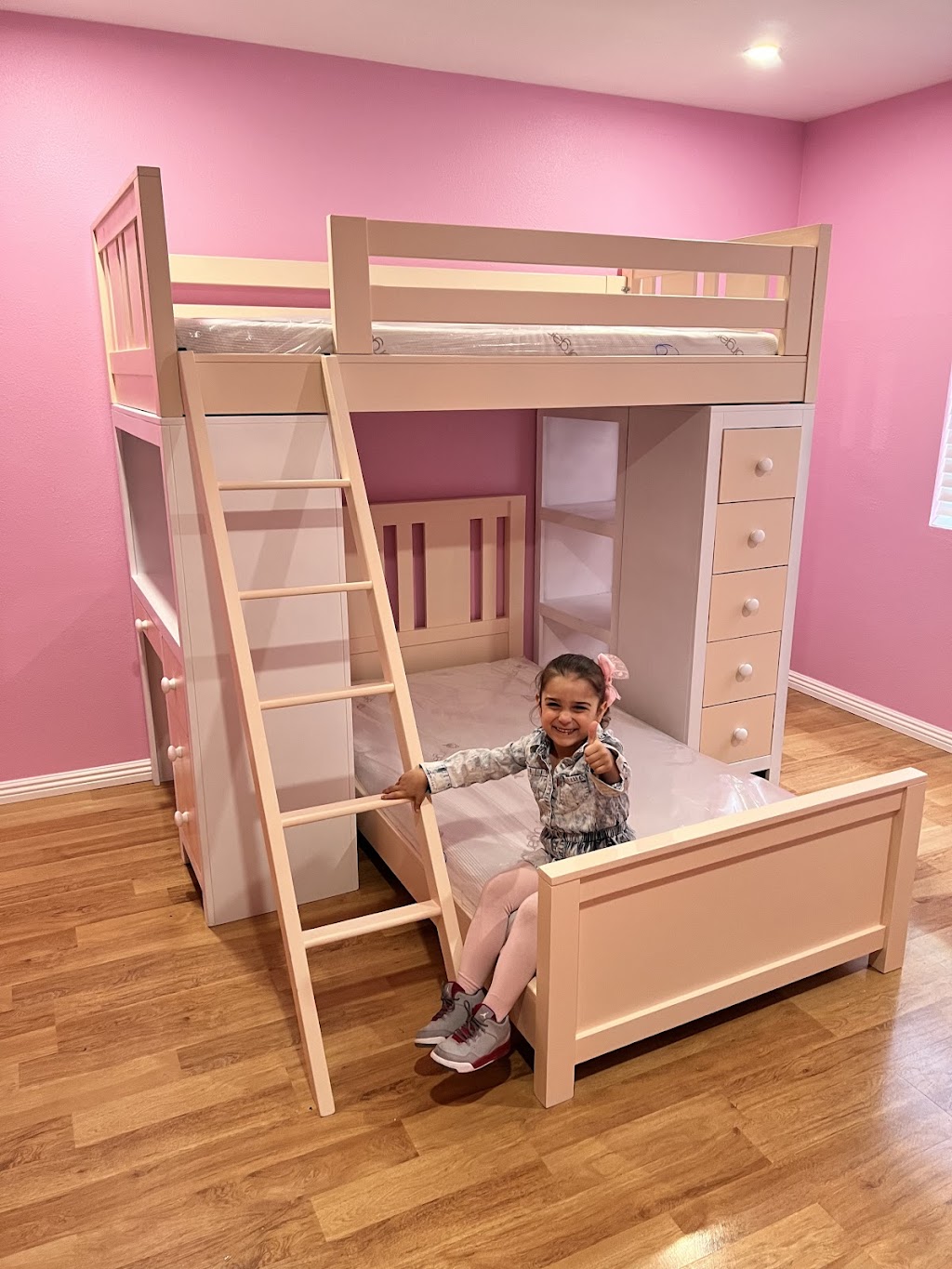 Kids Cottage Furniture (ONLINE) | 6002 Las Virgenes Rd, Calabasas, CA 91302, USA | Phone: (818) 744-0803