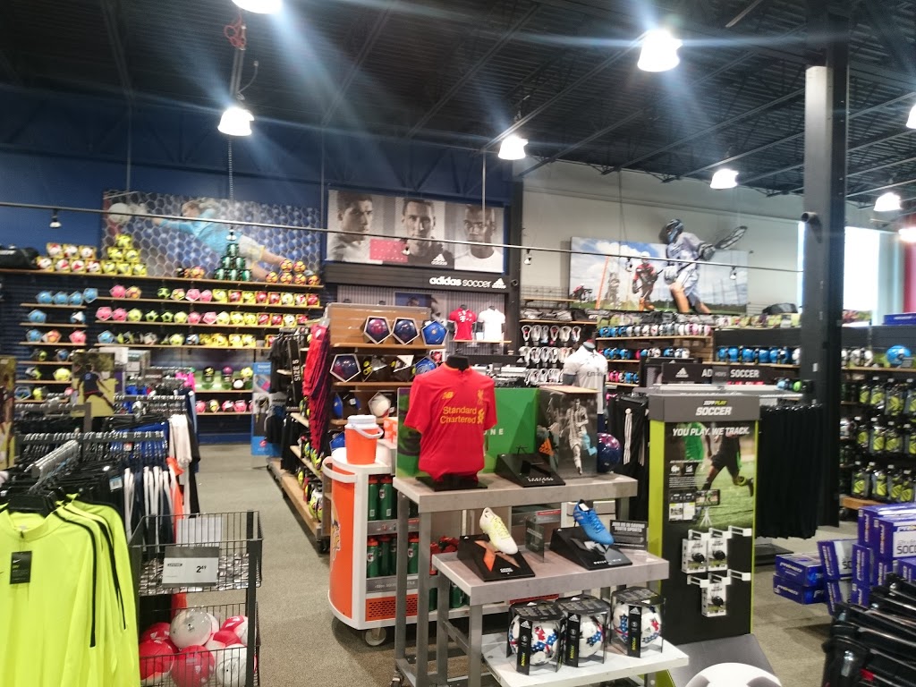 DICKS Sporting Goods | 1700 W 78th St, Richfield, MN 55423, USA | Phone: (612) 869-0200