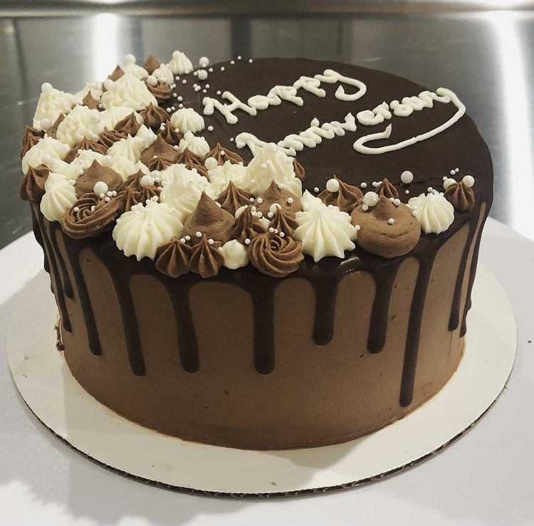 Brooke’s Bakery | 222 Oak St, Bonner Springs, KS 66012, USA | Phone: (913) 314-9812