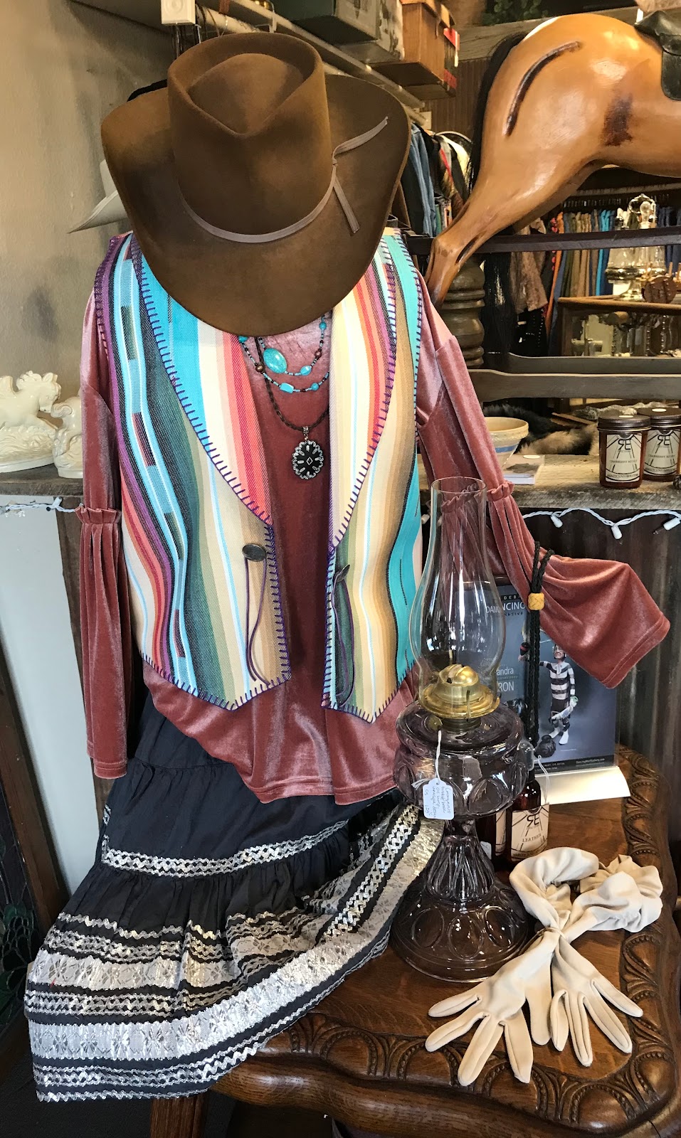 A Cowgirls Heart Boutique and Gallery | 24295 N Elbert Rd, Elbert, CO 80106, USA | Phone: (303) 929-3480