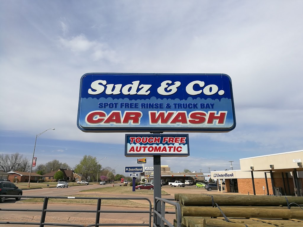 Con Man Car Wash | 1209 S Main St, Kingfisher, OK 73750, USA | Phone: (800) 438-5243