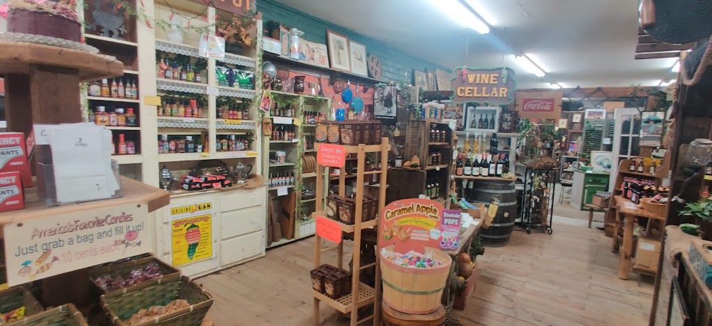 Buzzard Gulch Trading Post | 117 Piute Dr, Kernville, CA 93238, USA | Phone: (760) 376-1223