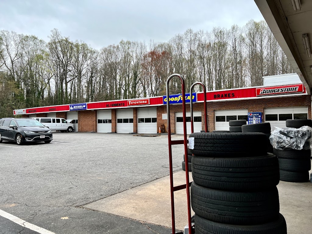 Mock Tire & Automotive | 4752 Country Club Rd, Winston-Salem, NC 27104, USA | Phone: (336) 768-1010