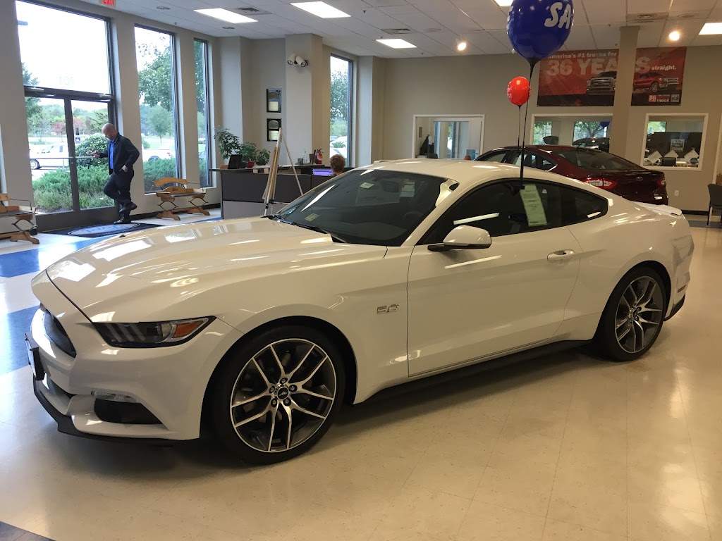 CMAs Williamsburg Ford | 701 E Rochambeau Dr, Williamsburg, VA 23188, USA | Phone: (866) 878-4412