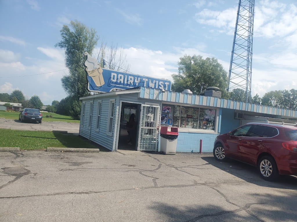 Dairy Twist | 45721 US-20, Oberlin, OH 44074, USA | Phone: (440) 774-8111