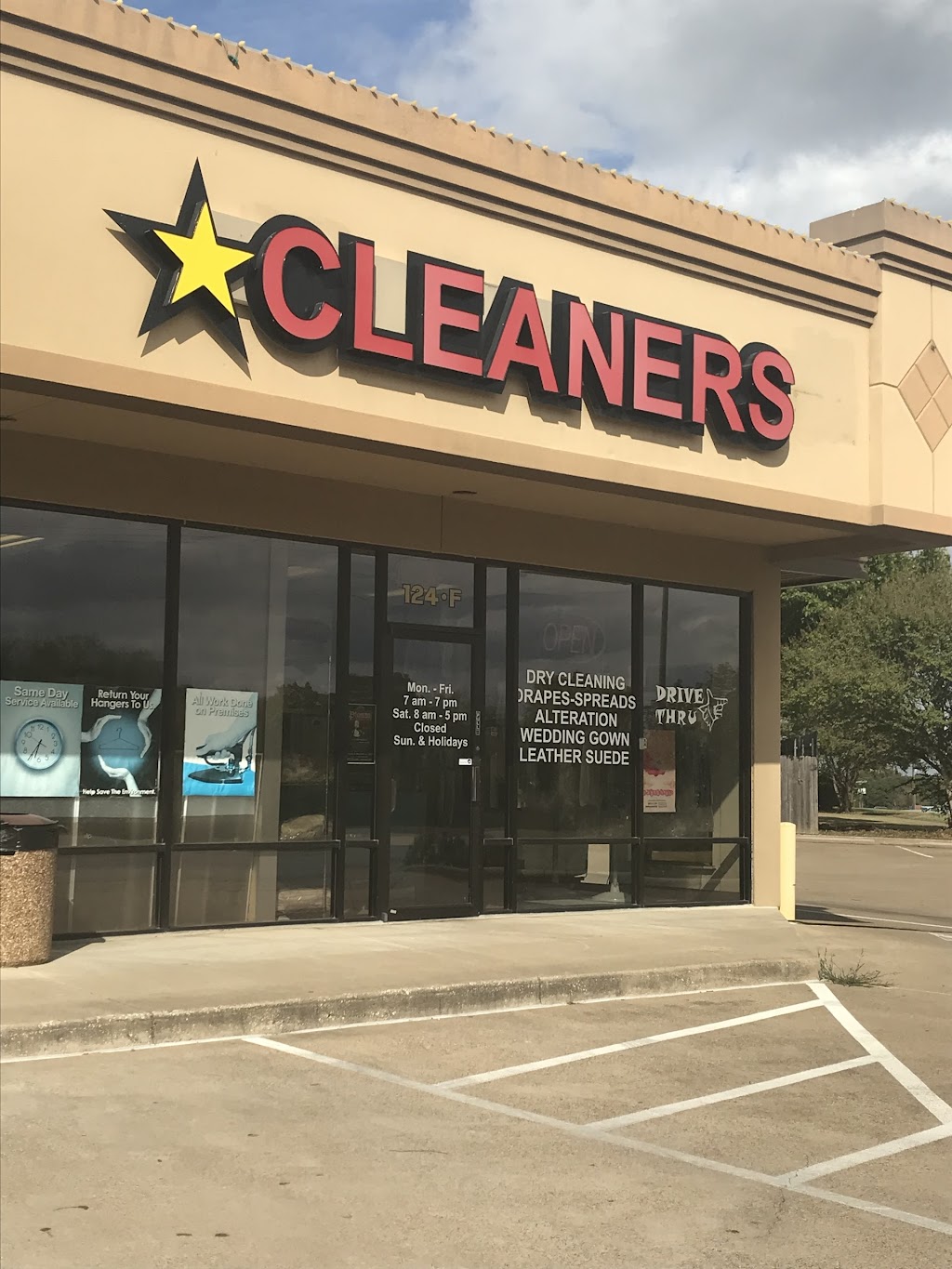 Star Cleaners | 124 Grapevine Hwy Suite F, Hurst, TX 76054, USA | Phone: (817) 656-2760