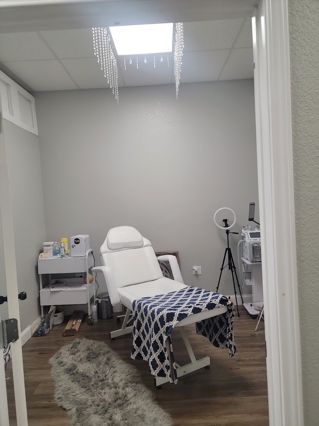 Radiance Skin Therapy | 1826 N Main St suite 107, Weatherford, TX 76085, USA | Phone: (817) 757-2422