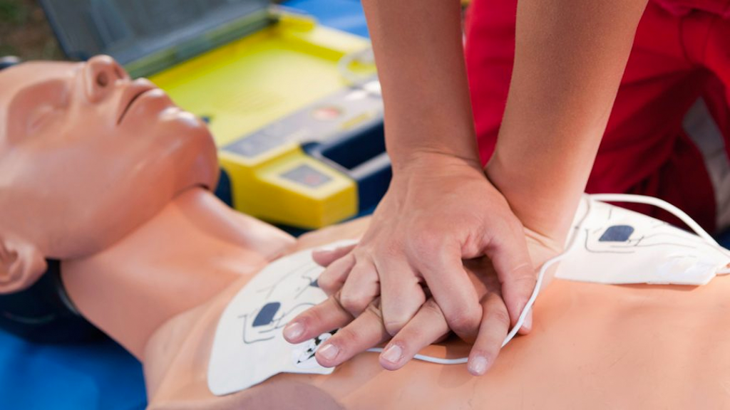 HeartCert CPR and CNA Training Classes | 4460 Erin Dr, Eagan, MN 55122, USA | Phone: (651) 261-2314