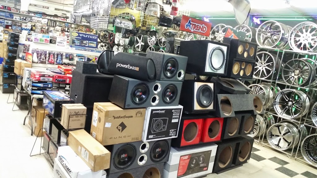 Unique Auto Sound & Security | 6 W Sunrise Hwy, Lindenhurst, NY 11757, USA | Phone: (631) 956-3703