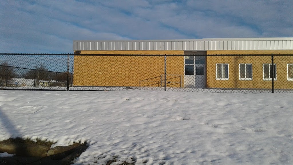 Meadow Lake Elementary School | 8525 62nd Ave N, New Hope, MN 55428 | Phone: (763) 504-7700