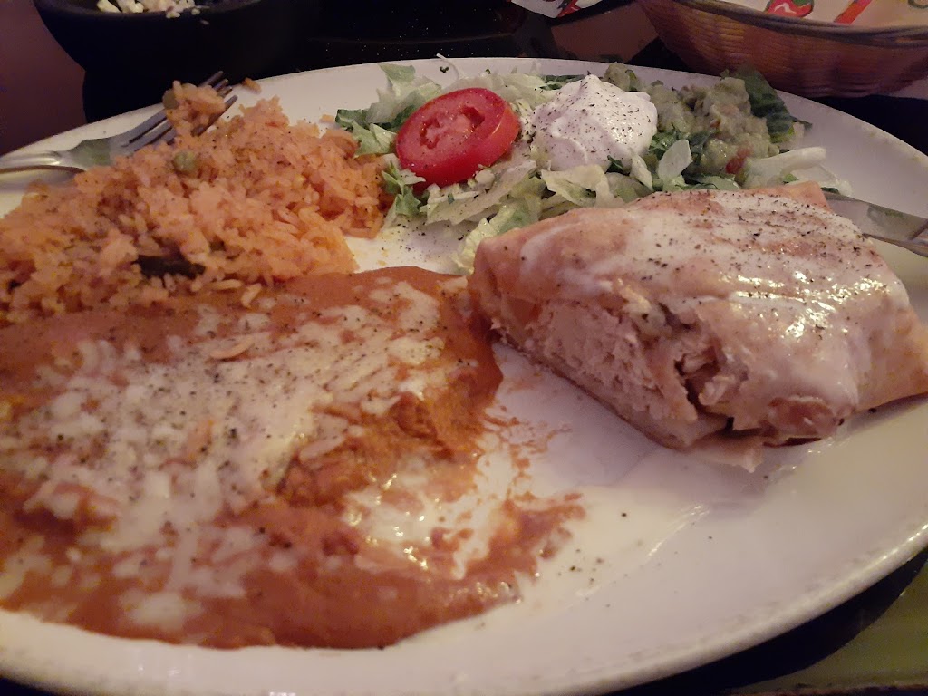 Coyote Mexican Grill & Cantina | 8335 Tanglewood Square t-7, Chagrin Falls, OH 44023, USA | Phone: (440) 543-0454