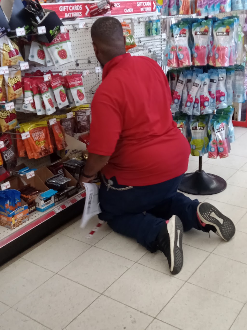 Family Dollar | 3407 Payne Ave, Cleveland, OH 44114, USA | Phone: (440) 568-6072