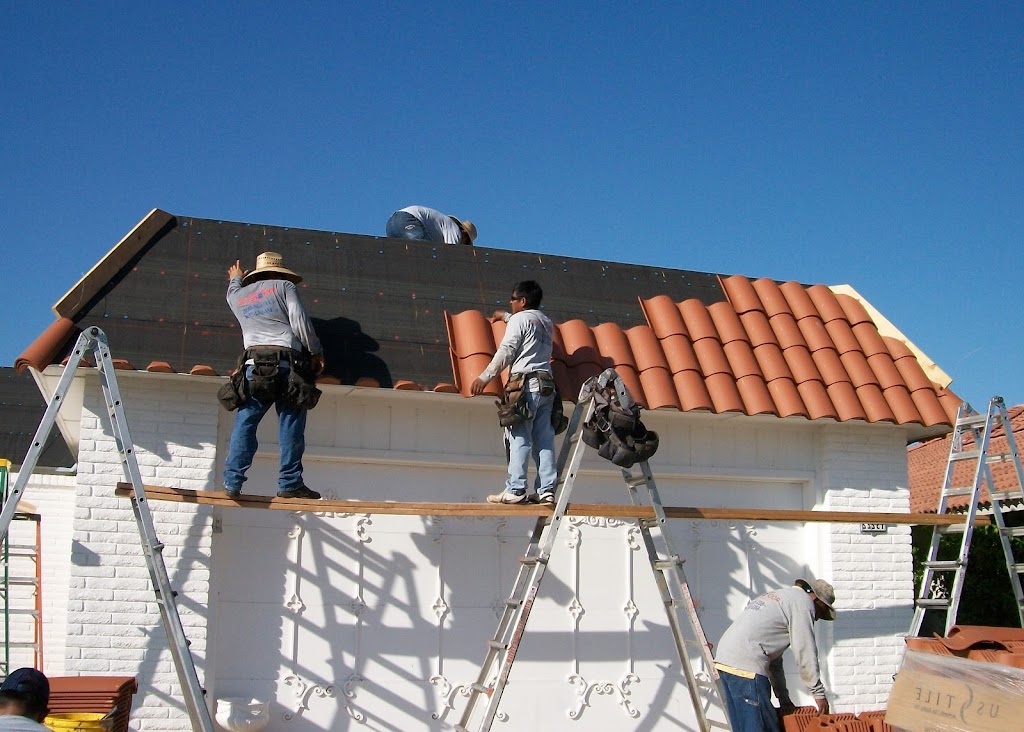 Arizona Roof Rescue | 6069 N 57th Dr, Glendale, AZ 85301, USA | Phone: (602) 242-2706