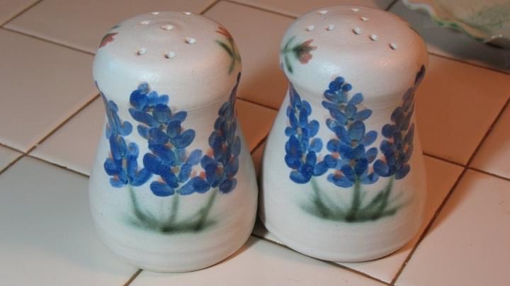 Small House Pottery | 303 S 5th St, Sanger, TX 76266, USA | Phone: (940) 391-6487