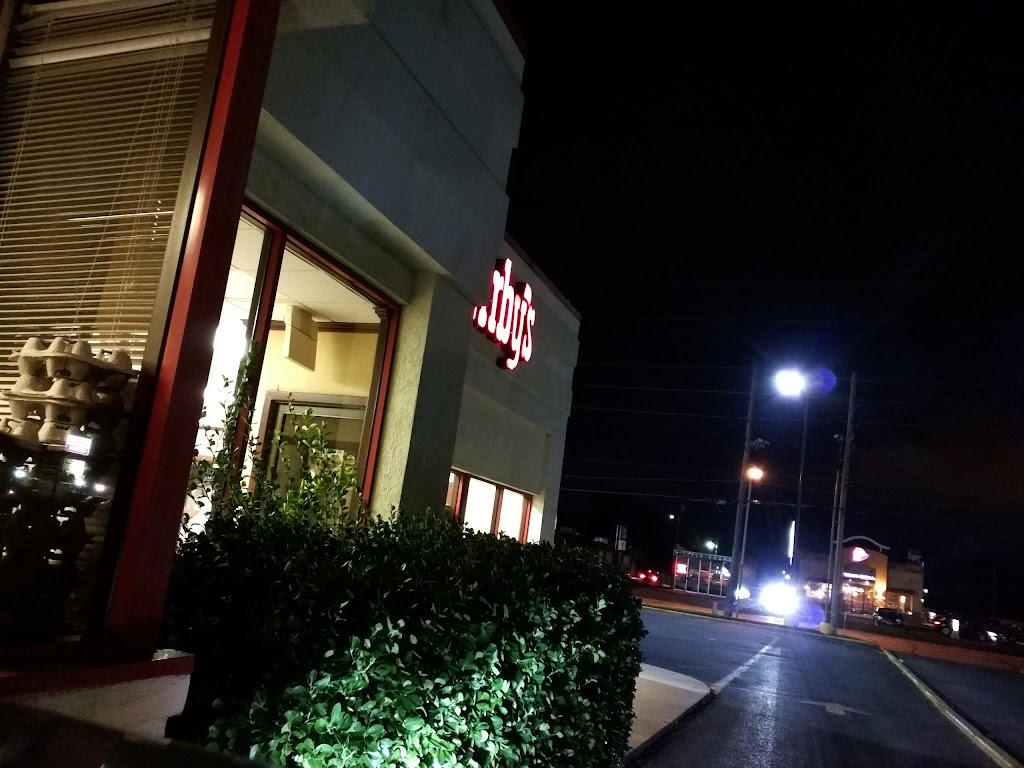 Arbys | 2425 S Seneca St, Wichita, KS 67217, USA | Phone: (316) 262-4336