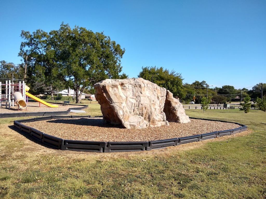 Hawn Park | 1202 S Dewey Ave, Sherman, TX 75090, USA | Phone: (903) 892-7344