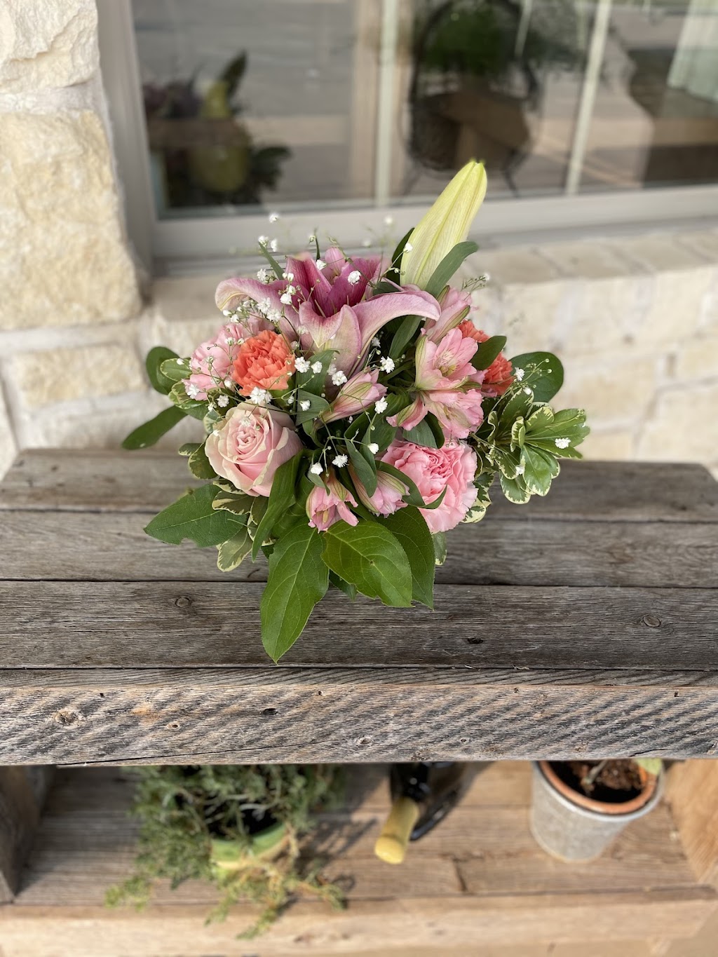 Rose Lane Flowers & Gifts | 503 TX-171 Suite A, Godley, TX 76044, USA | Phone: (817) 309-2537