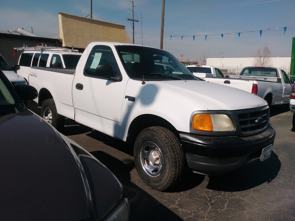 Gaedes Used Cars | 924 E Hatch Rd, Modesto, CA 95351, USA | Phone: (209) 537-1077