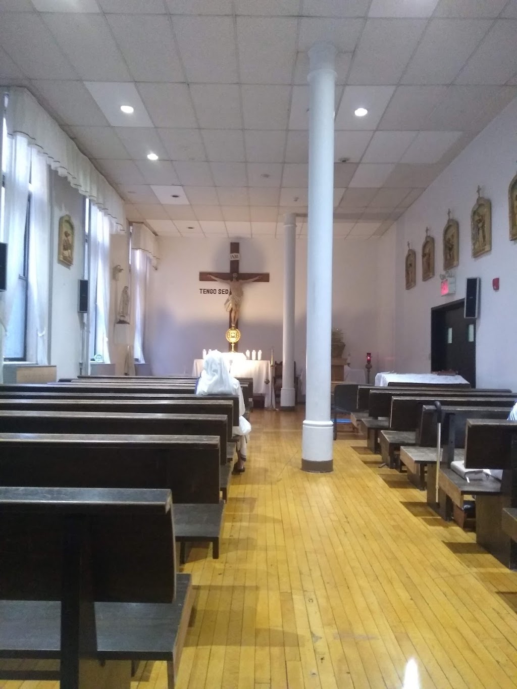 Hispanic Catholic Charismatic Center | 826 E 166th St, Bronx, NY 10459, USA | Phone: (718) 378-1734