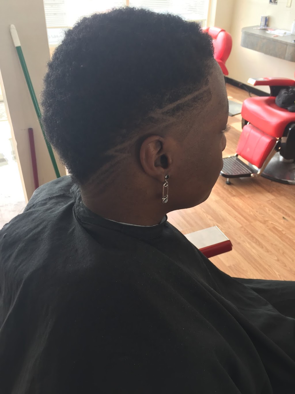 Mayme’s Barber and Beauty LLC. | 2046 Mock Rd, Columbus, OH 43219, USA | Phone: (614) 962-5016